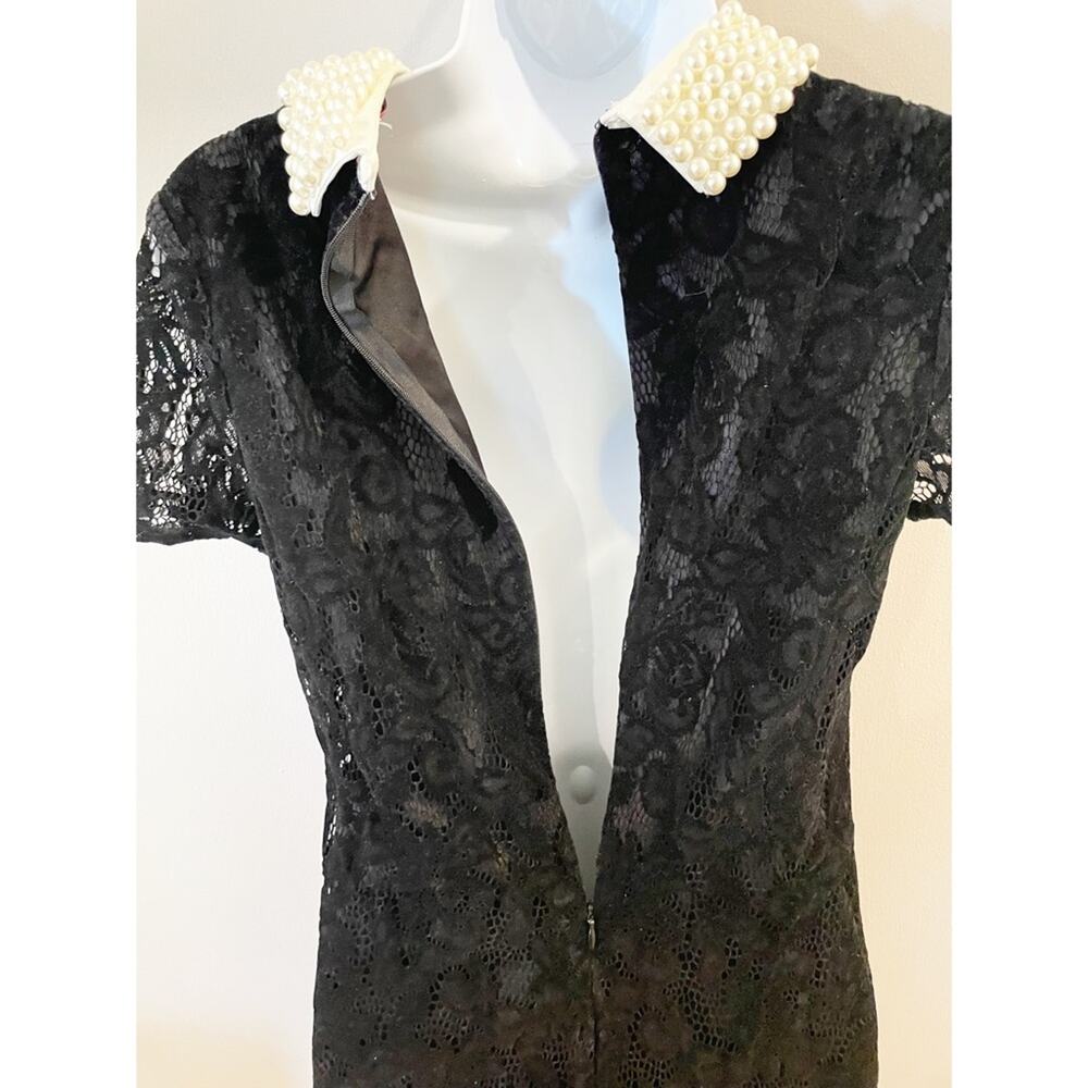 Betsey Johnson Faux Pearl Collared Black Velvet Lace Dress Size 2 - Picture 8 of 13